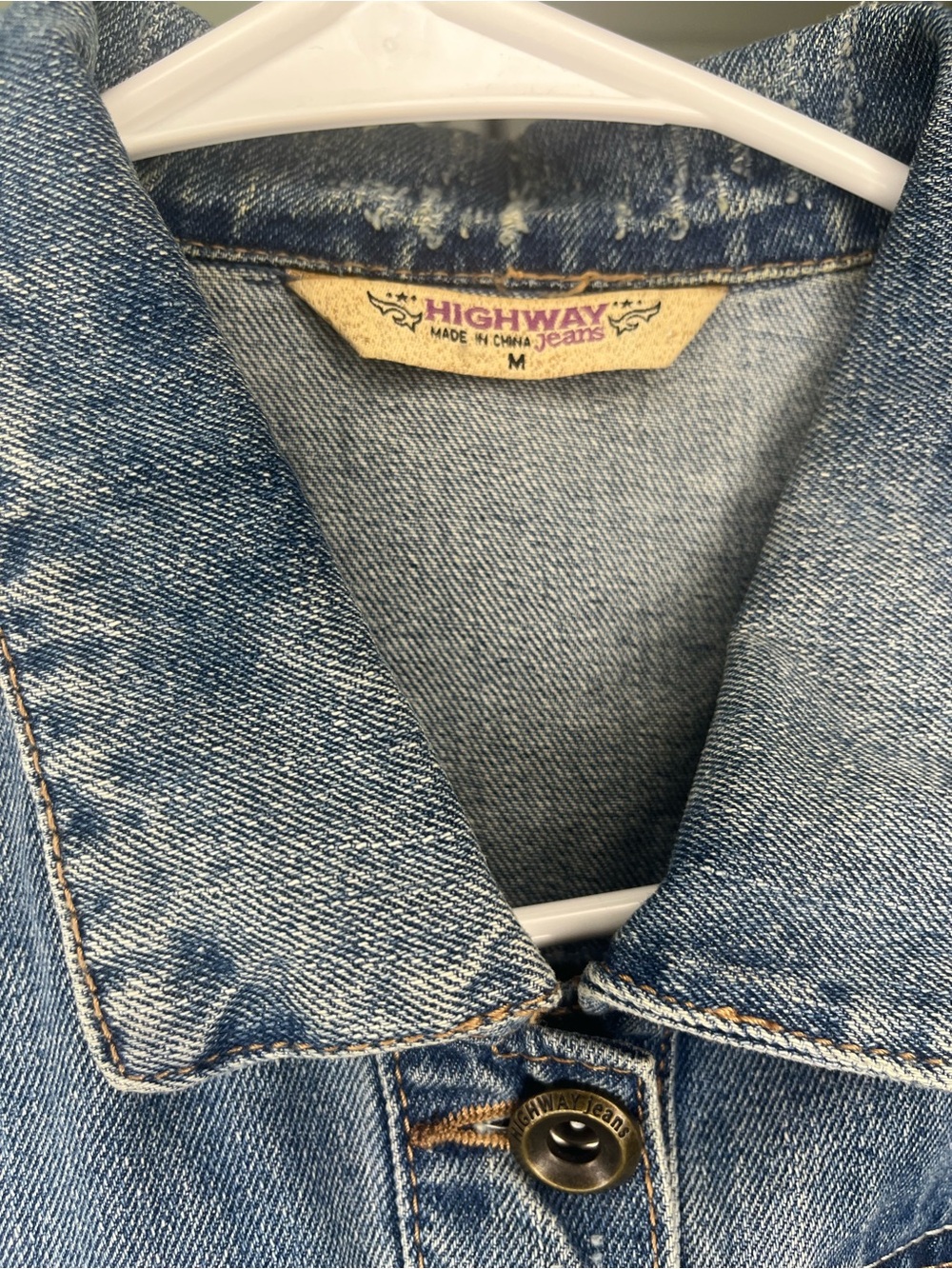 Cropped Classic Distressed Denim Vest - Blue - Picture 4 of 4